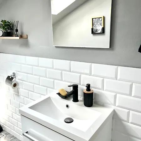 Urban Gold アパート モスタル