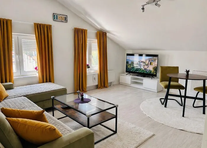 Urban Gold アパート