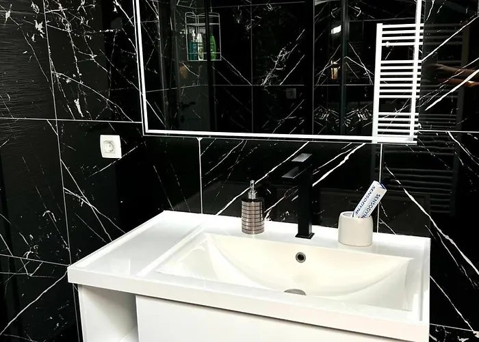 Urban Gold モスタル